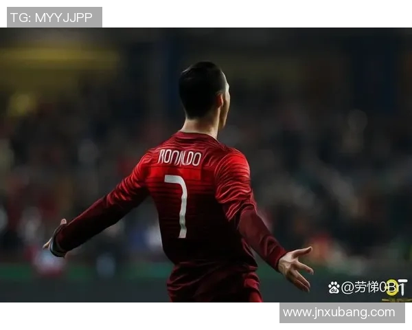 足球明星令人瞩目的匪夷所思动作揭秘与分析